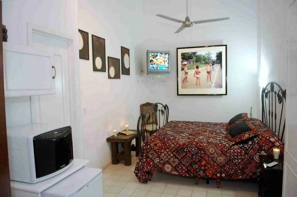 Hotel Machado 马萨特兰 3*,